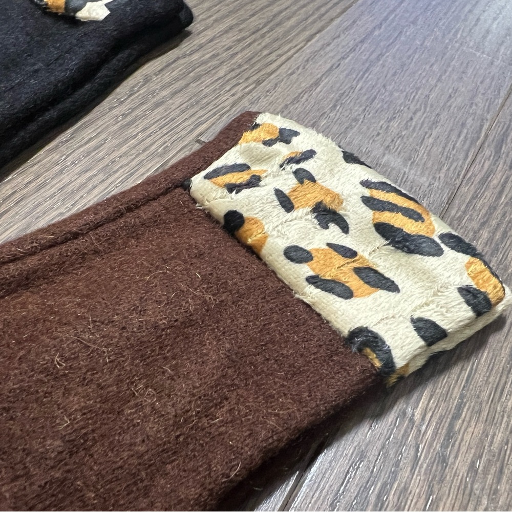 Gloves - Picture 3 of 3